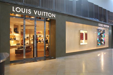 lv ontario|Louis Vuitton Holt Renfrew Toronto Yorkdale.